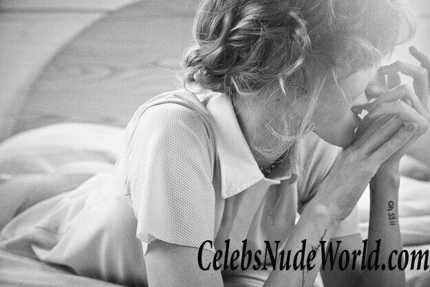 Erotic pics of Dana Almada 69676