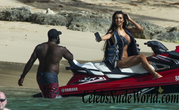 Massive Tits (Feat. Chole Khan) 69796