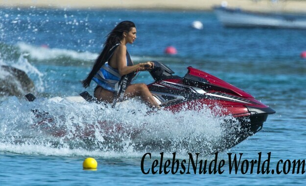 Massive Tits (Feat. Chole Khan) 69806