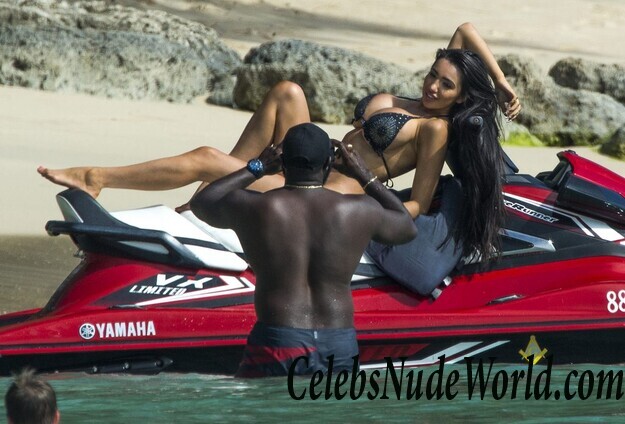 Massive Tits (Feat. Chole Khan) 69823