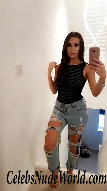 Chloe Goodman Sexy 70137