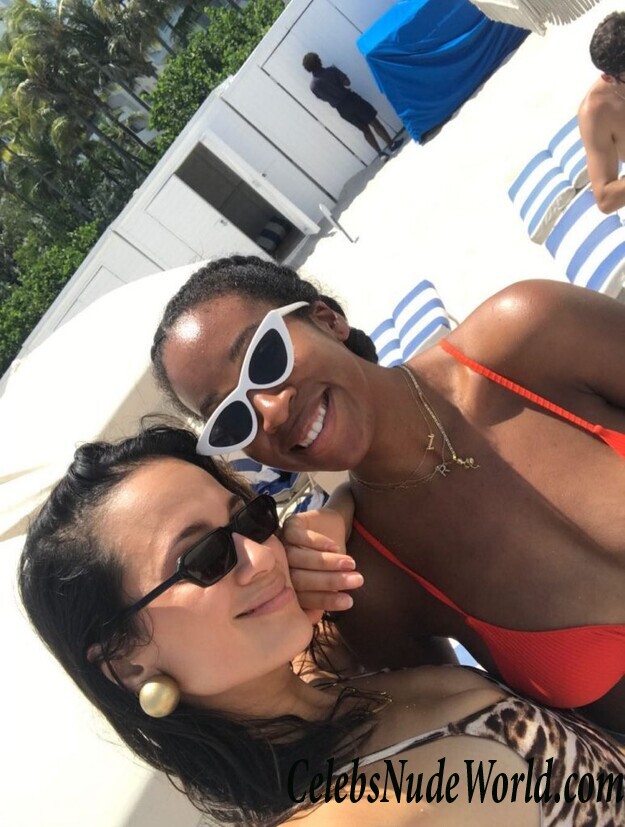 Natasha Oakley, Devin Brugman, Tess Jantschek Sexy 70369