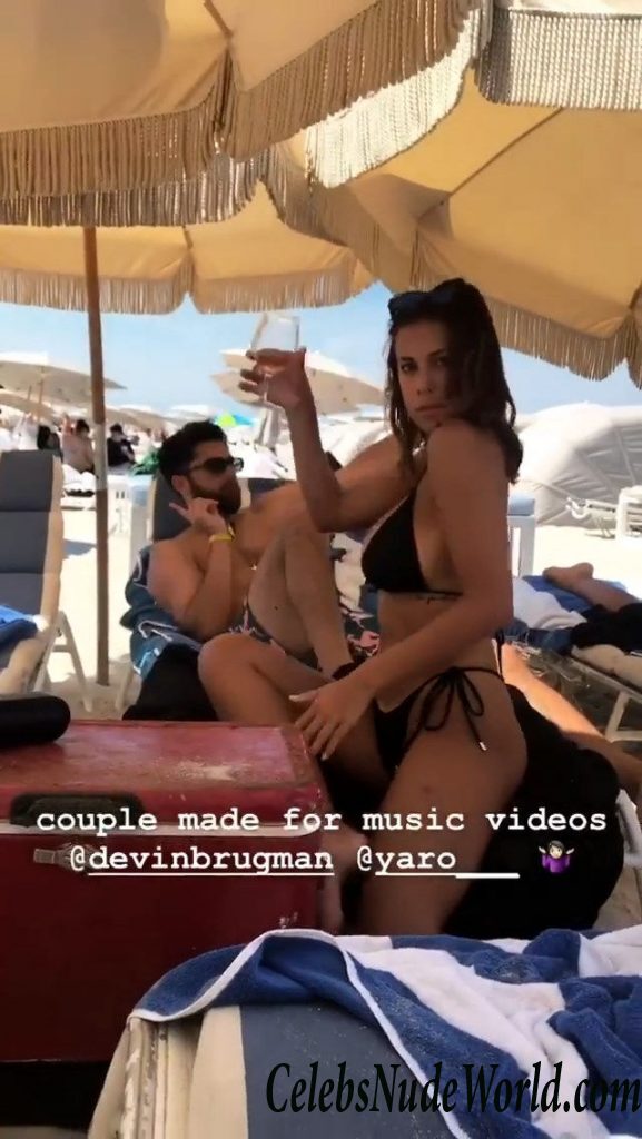 Natasha Oakley, Devin Brugman, Tess Jantschek Sexy 70373