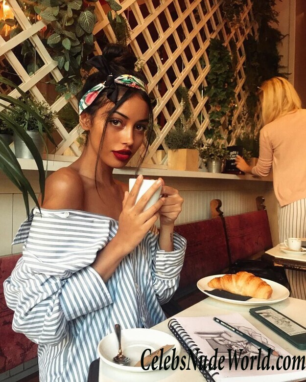 Cindy Kimberly Sexy 70750