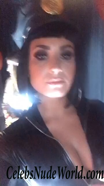 Demi Lovato Sexy 71162