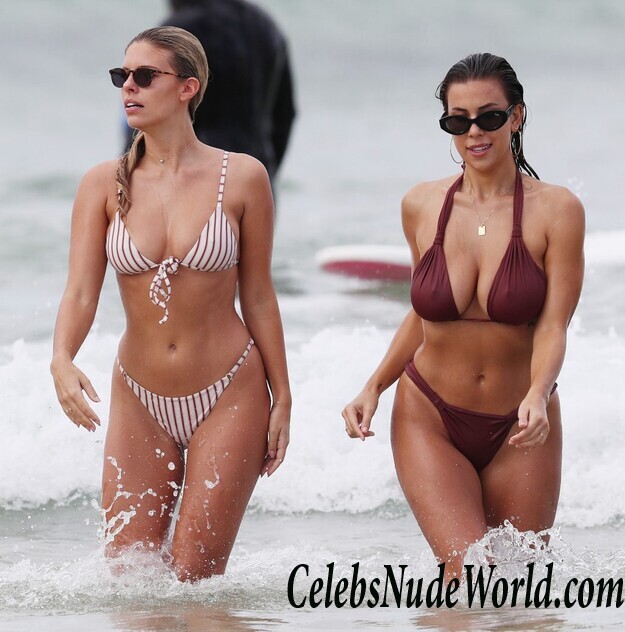 Natasha Oakley & Devin Brugman Bikini 71377