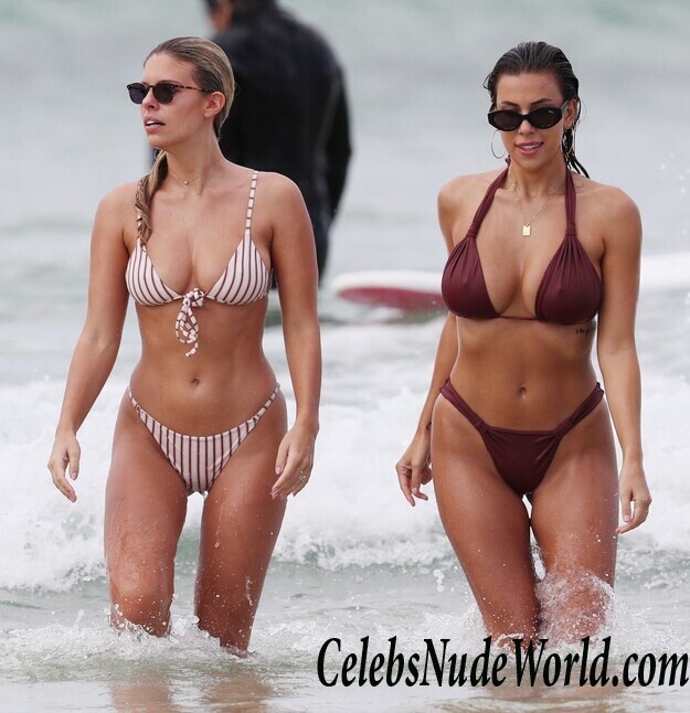 Natasha Oakley & Devin Brugman Bikini 71379