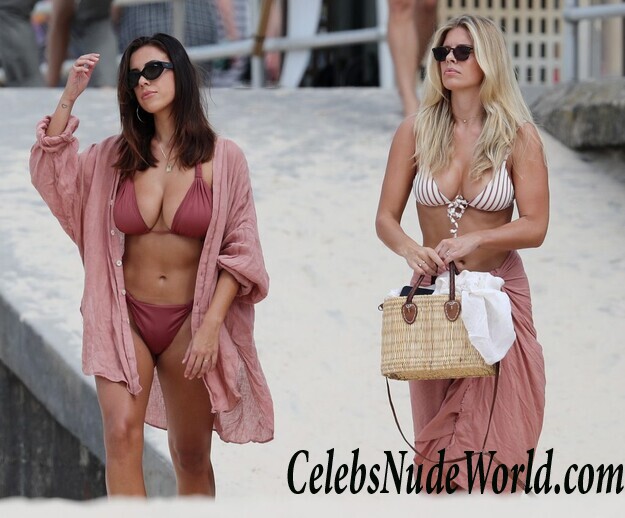 Natasha Oakley & Devin Brugman Bikini 71410