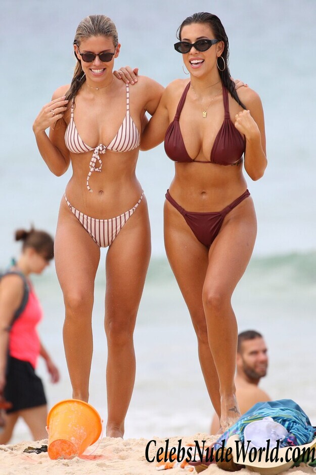 Natasha Oakley & Devin Brugman Bikini 71480