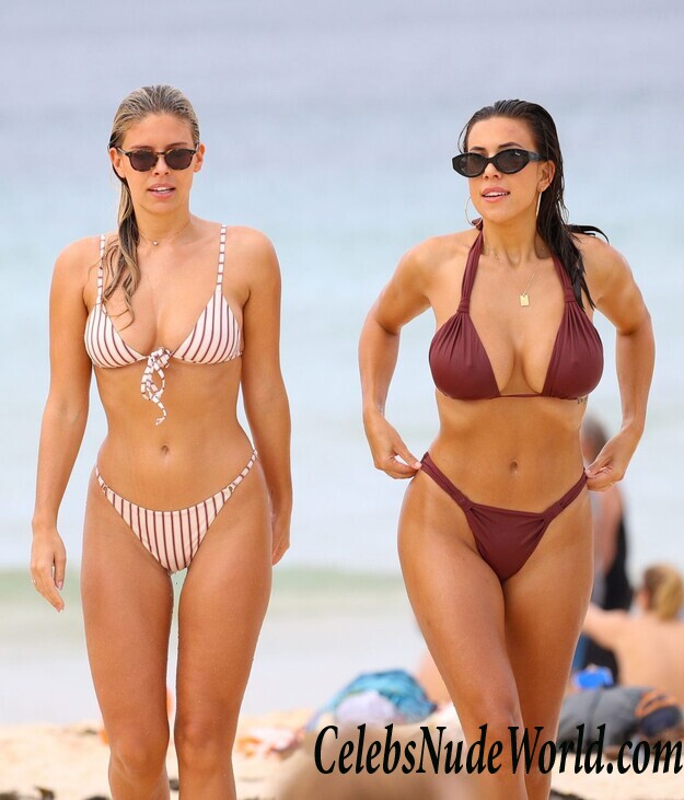 Natasha Oakley & Devin Brugman Bikini 71482