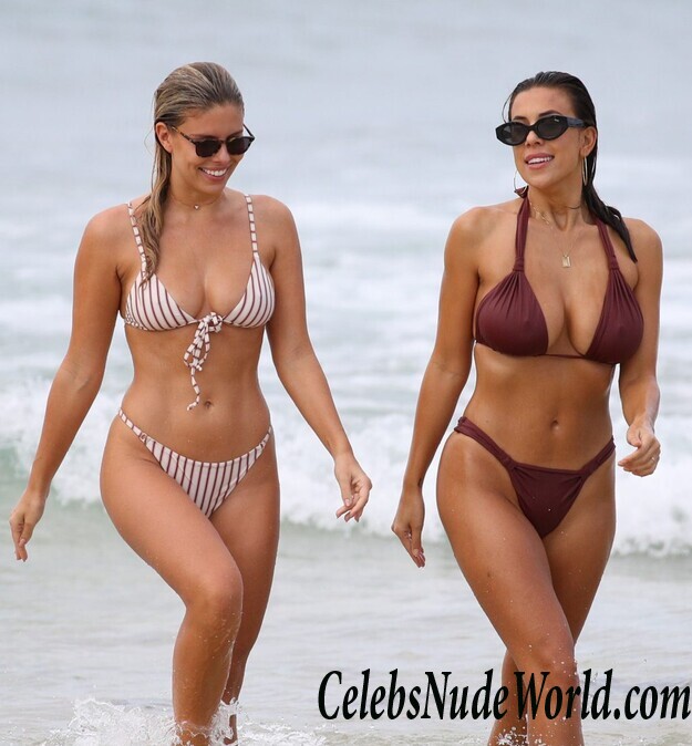 Natasha Oakley & Devin Brugman Bikini 71498