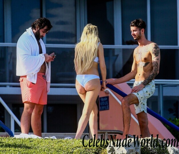 Corinne Olympios Bikini 71841