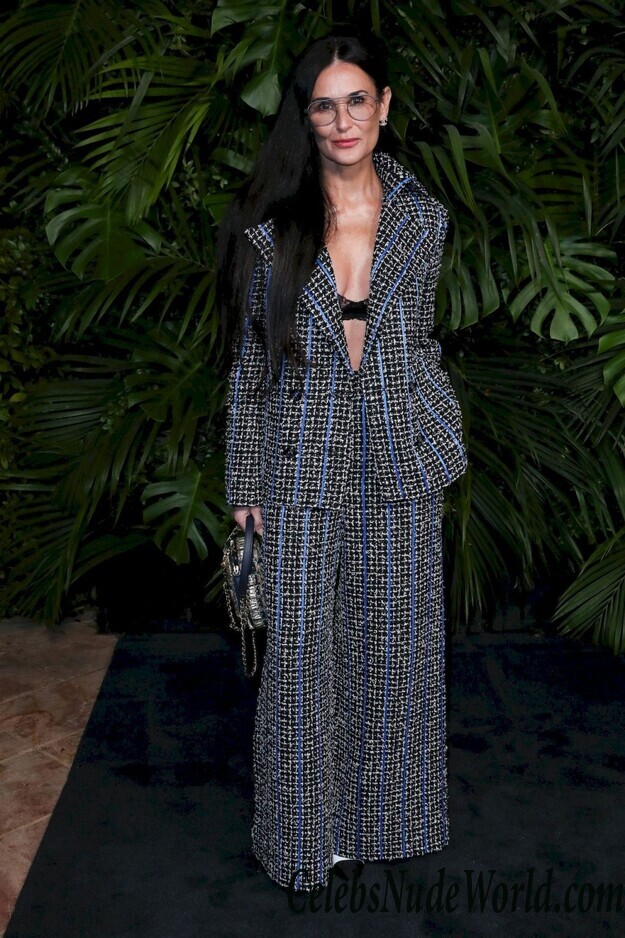 Demi Moore Hot 71910