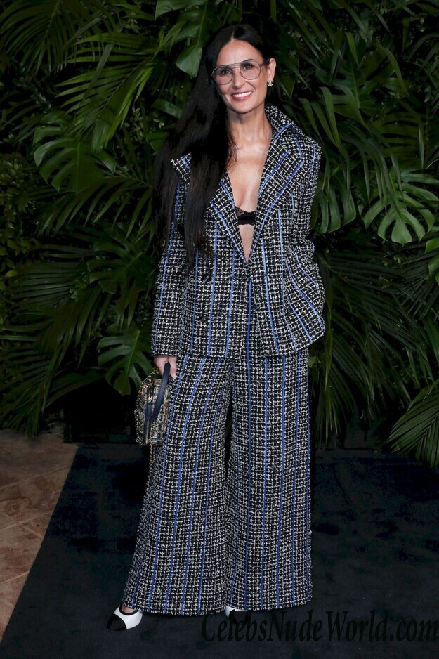 Demi Moore Hot 71911