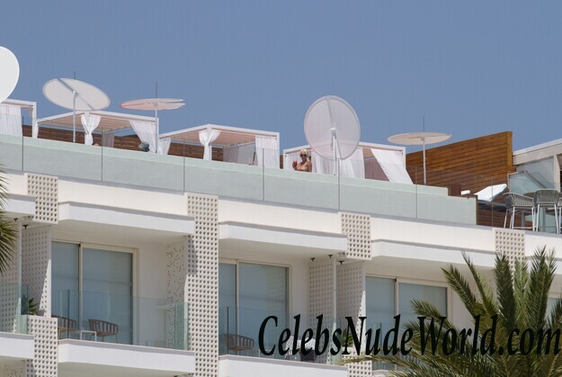 Louisa Johnson, Chloe Paige, Havva Rebke Topless 72453