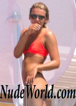 Louisa Johnson, Chloe Paige, Havva Rebke Topless 72473