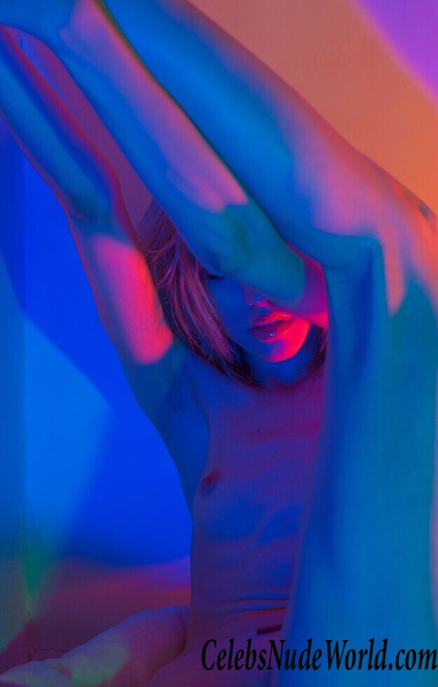 Cora Keegan Sexy 72965