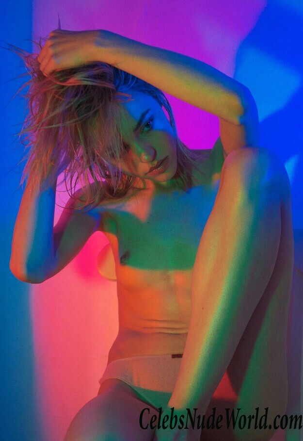 Cora Keegan Sexy 72967