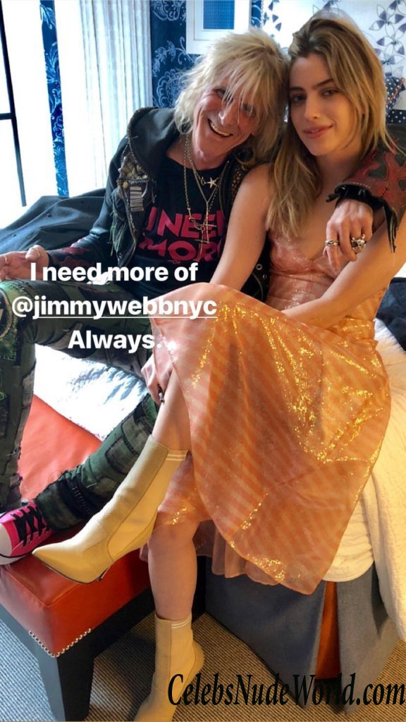 Clara McGregor Sexy 74073