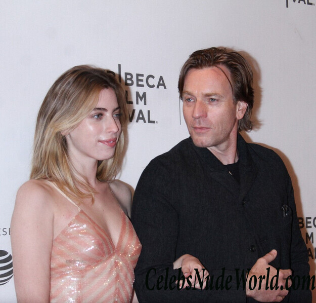 Clara McGregor Sexy 74084