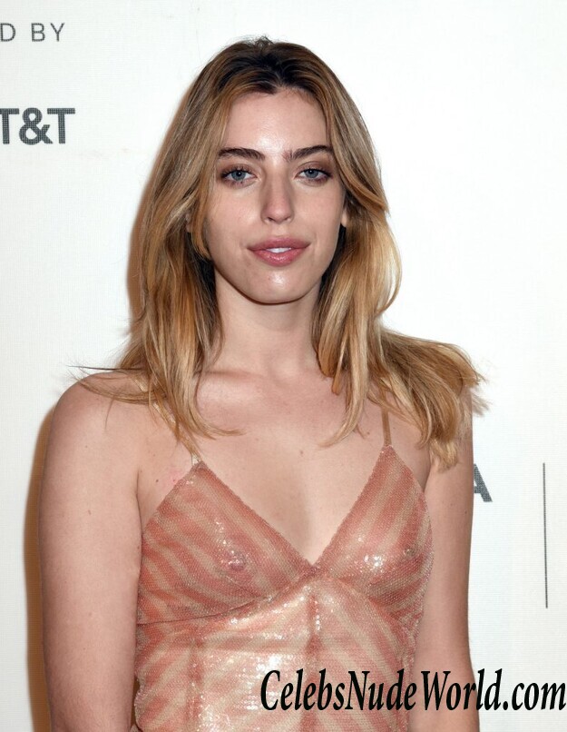 Clara McGregor Sexy 74100