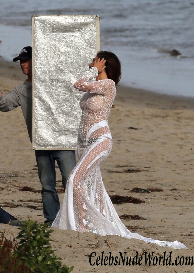 Cindy Crawford nude Photos (New + Old) 74196