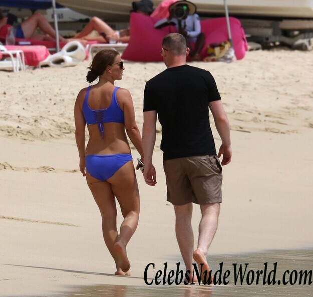 Coleen Rooney Sexy 74412