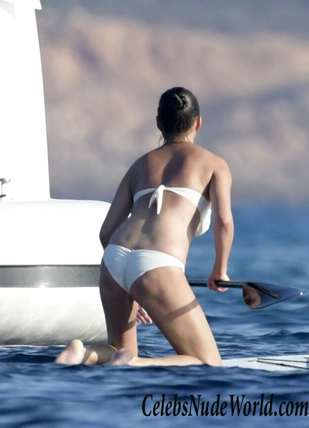 Chrissy Teigen Sexy 75486