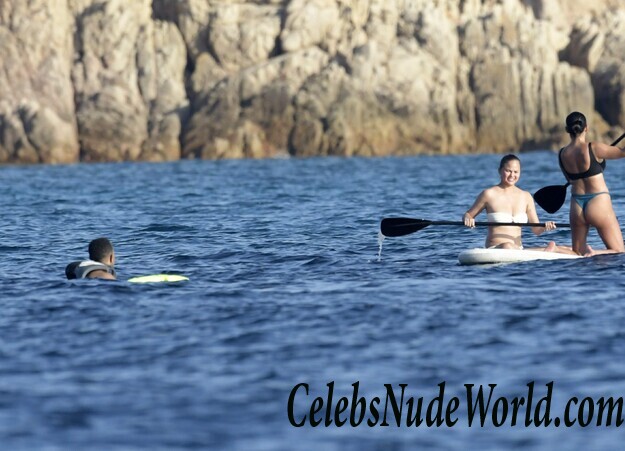 Chrissy Teigen Sexy 75487