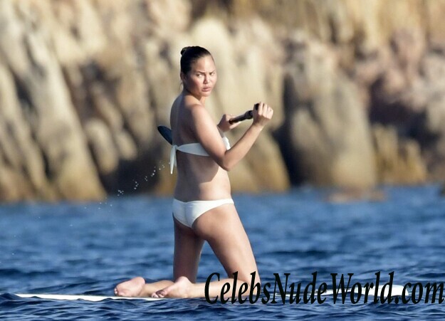Chrissy Teigen Sexy 75496