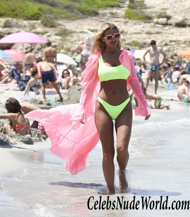 Christine McGuinness Bikini 75672