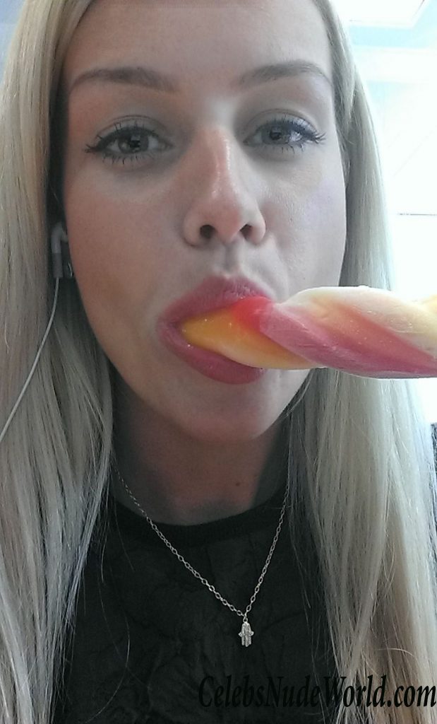 Eilidh Scott The Buxom Beauty: Leaks Edition 76216