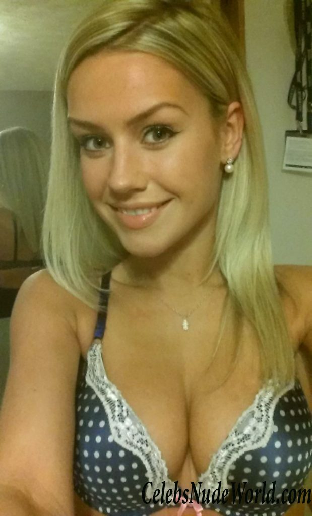 Eilidh Scott The Buxom Beauty: Leaks Edition 76235