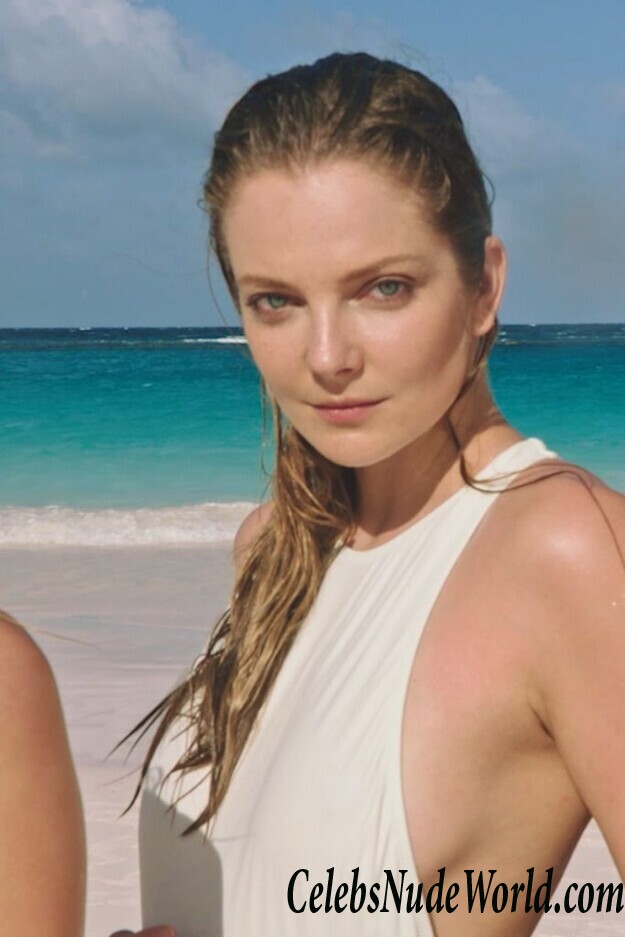 Eniko Mihalik Sexy 76721