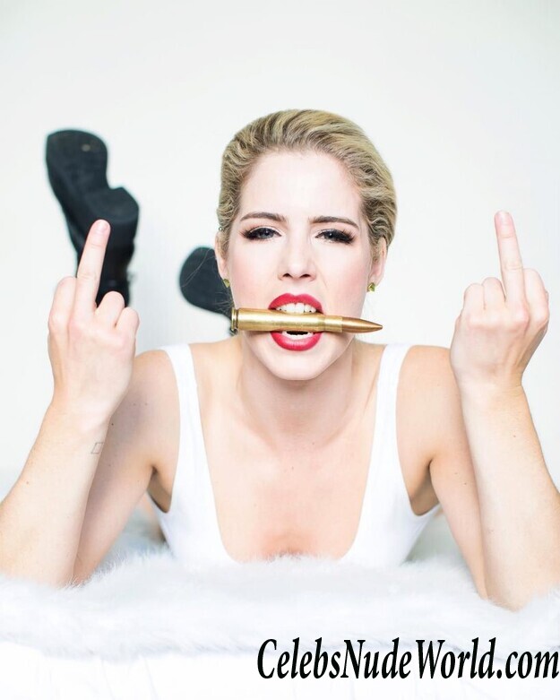 Emily Bett Rickards Sexy 76839