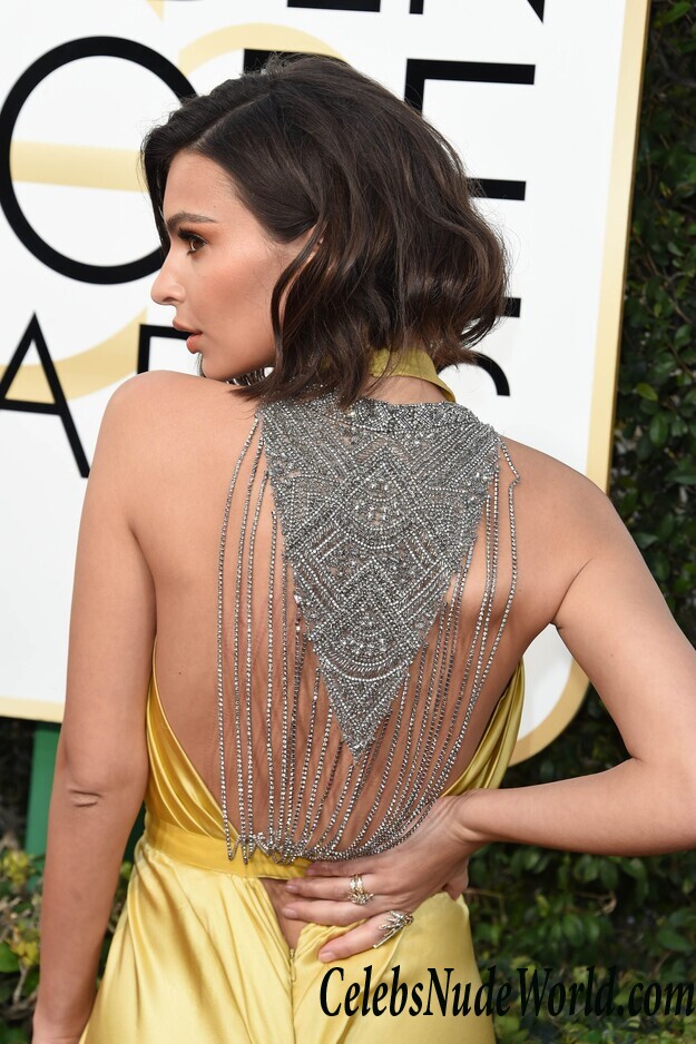 Sexy Photos of Emily Ratajkowski 77032