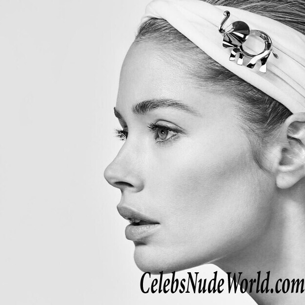 Doutzen Kroes Nude 77156