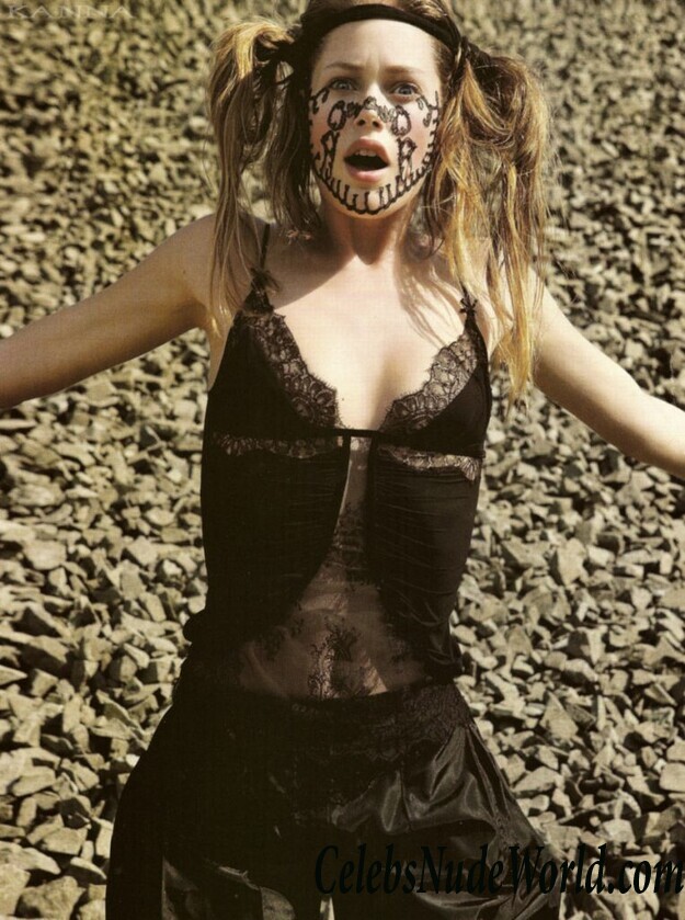 Doutzen Kroes Nude 77195