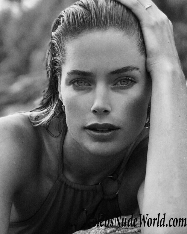 Doutzen Kroes Nude 77221