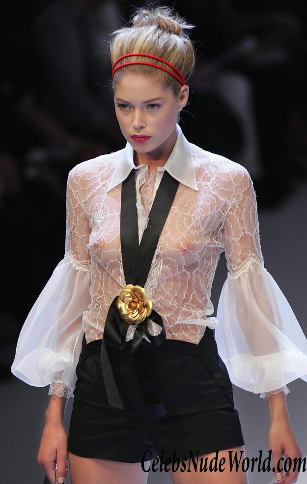 Doutzen Kroes Nude 77234