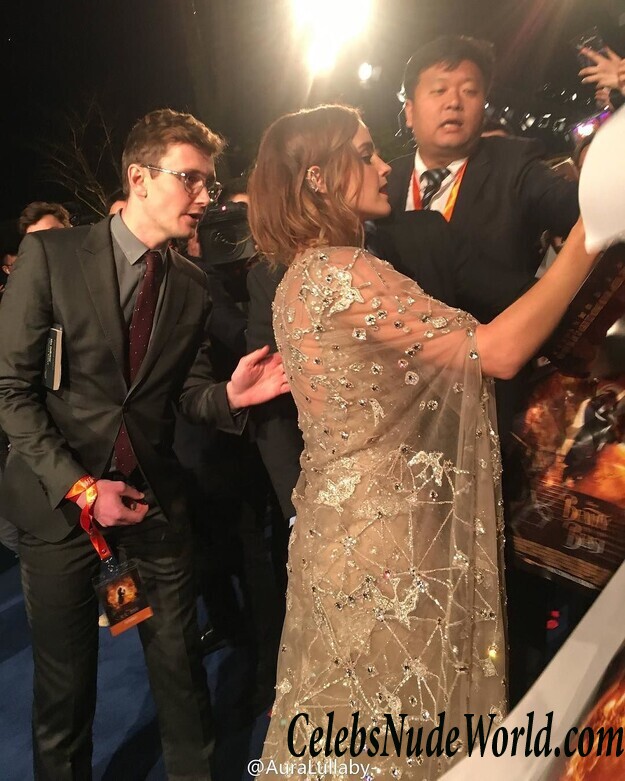 Emma Watson Sexy Photos 77500