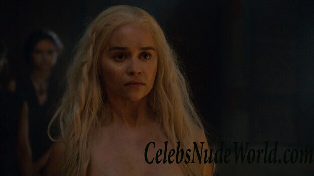 Emilia Clarke Nude Photos 77628