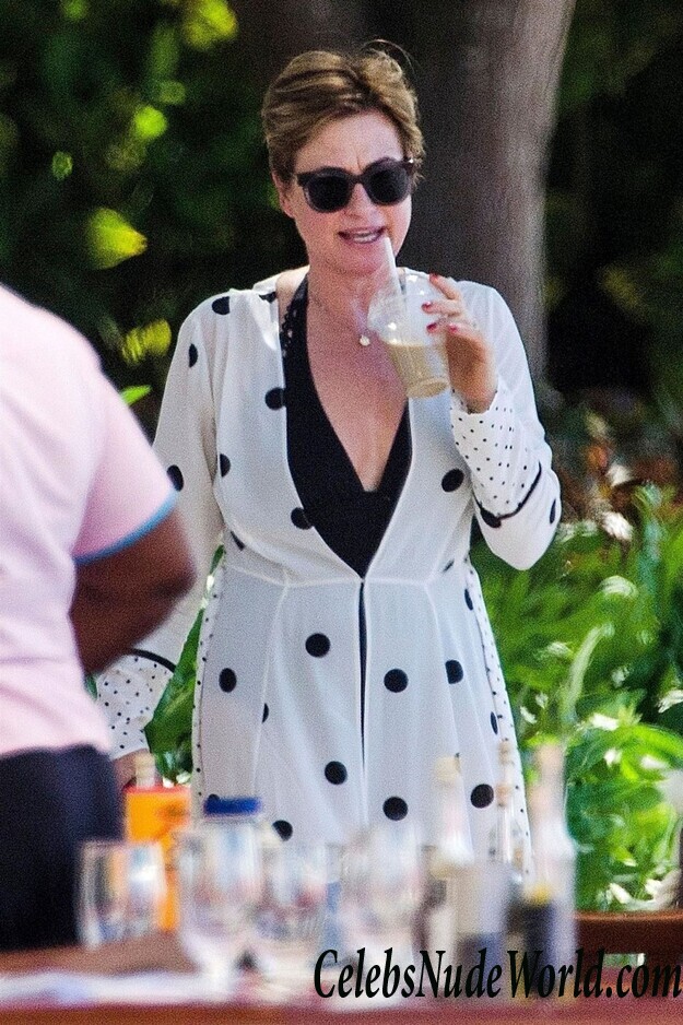 Emma Forbes Erotic 77780