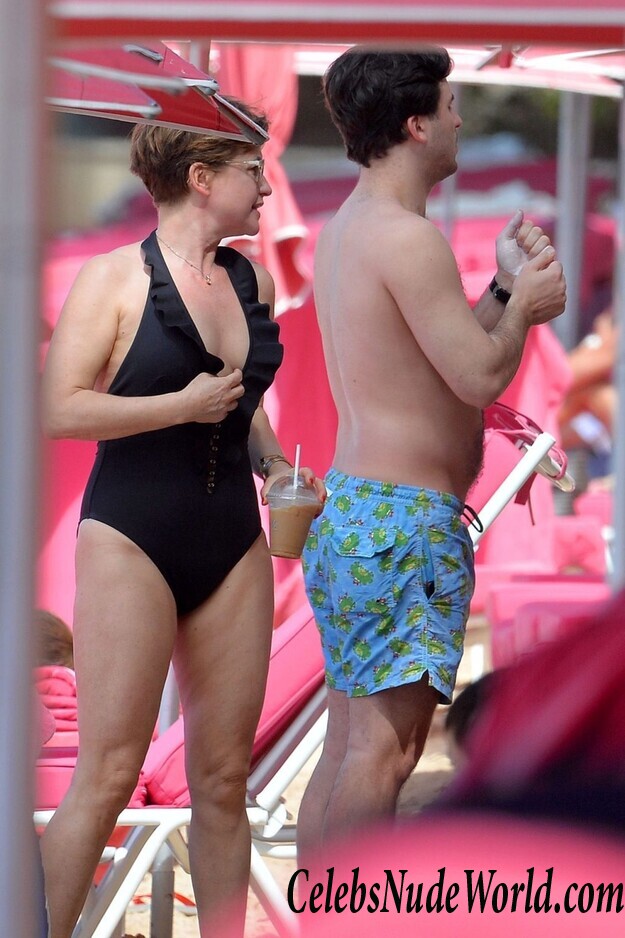 Emma Forbes Erotic 77789