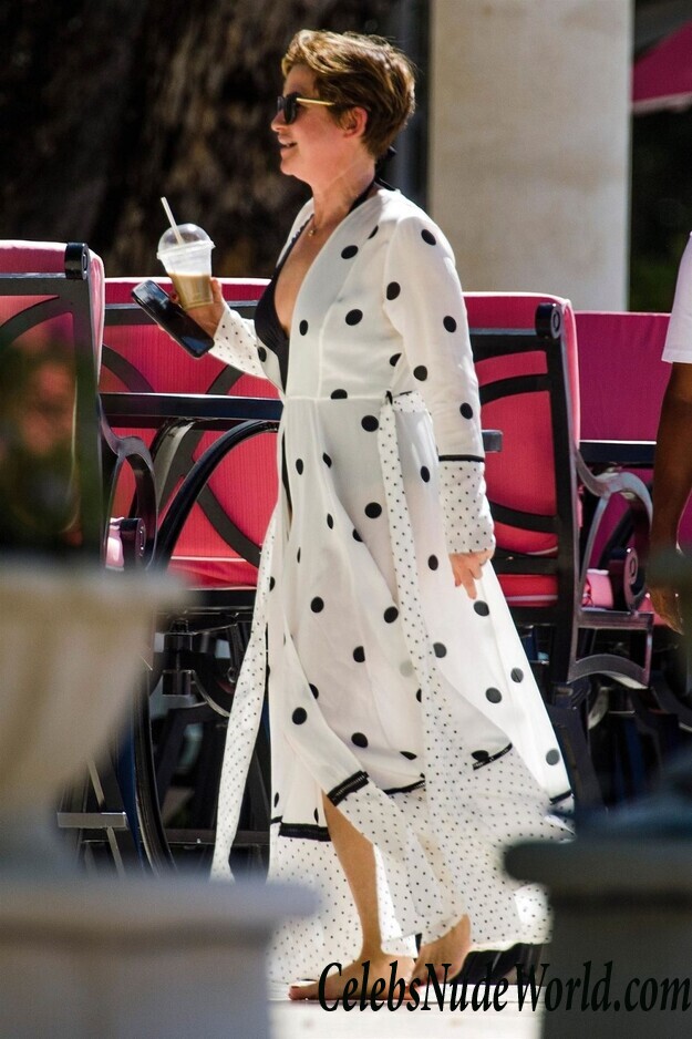 Emma Forbes Erotic 77861