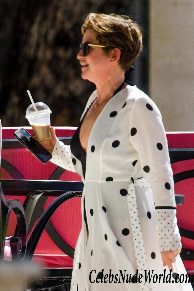 Emma Forbes Erotic 77864