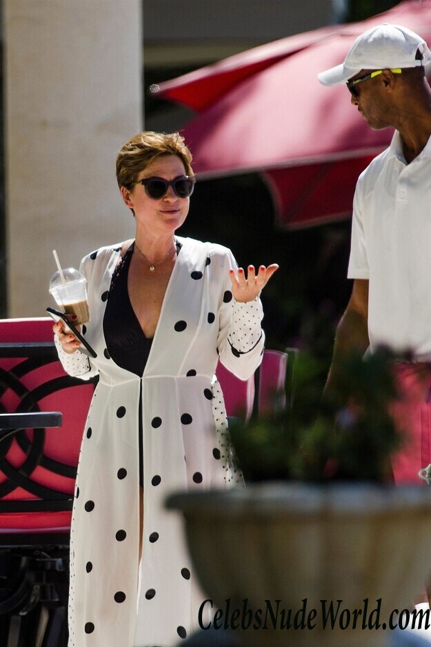 Emma Forbes Erotic 77865