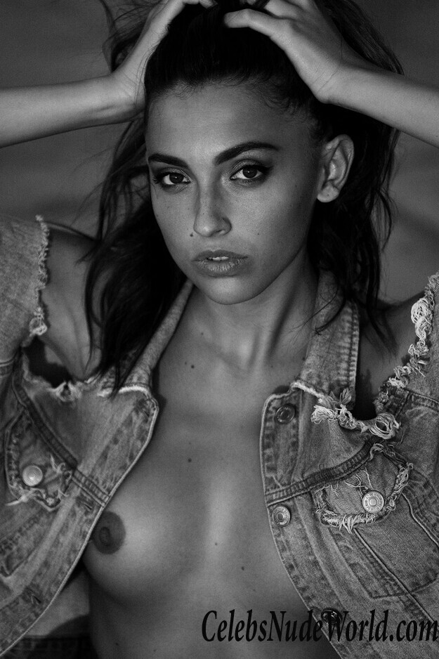 Erika Albonetti Naked 77997
