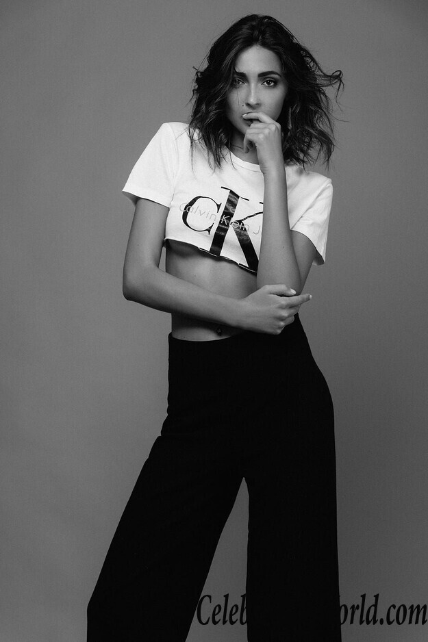 Erika Albonetti Naked 78005