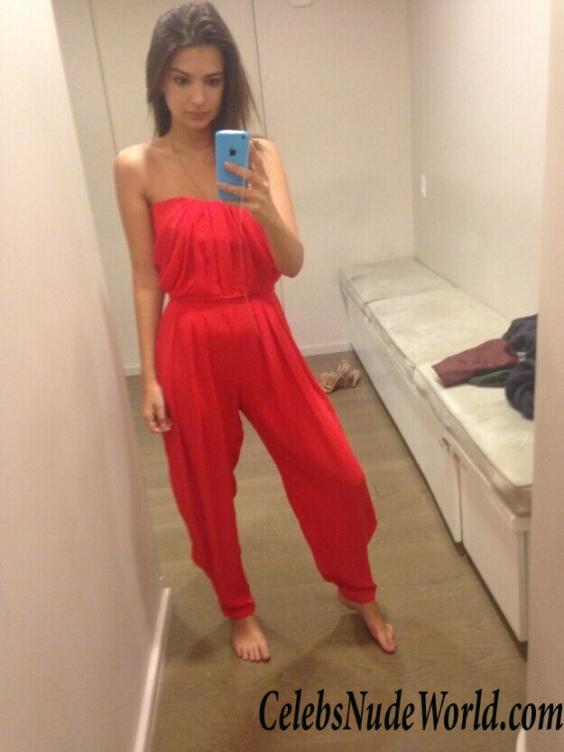 Emily Ratajkowski New Leaked Photos &#8211; 2017 78223